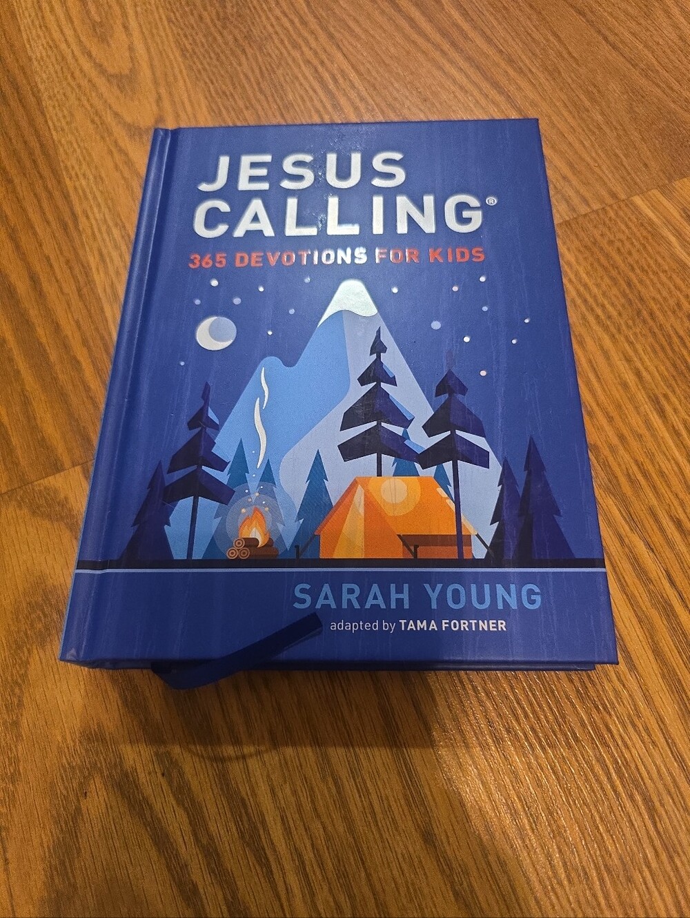 Jesus Calling: 365 Devotions for Kids by - Blue Hardcover